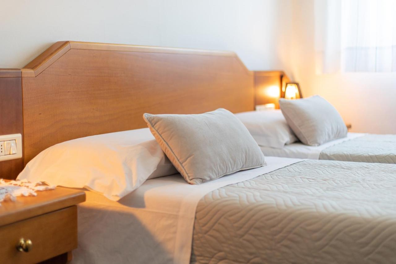 Hotel Ristorante Sagittario Feltre Ngoại thất bức ảnh